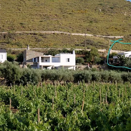 Red Tractor Farm * Korissia (Kea)