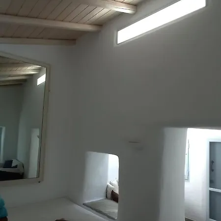 Red Tractor Farm ファームステイ *